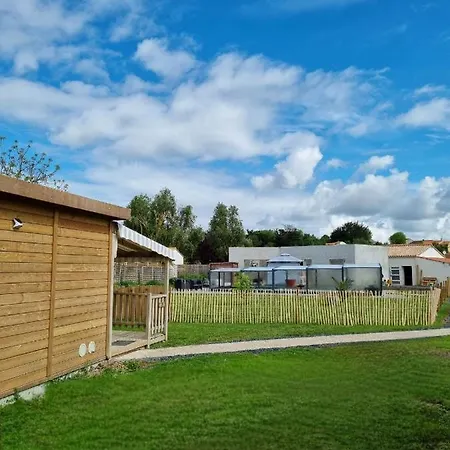 Apartamento Colonids 1 *